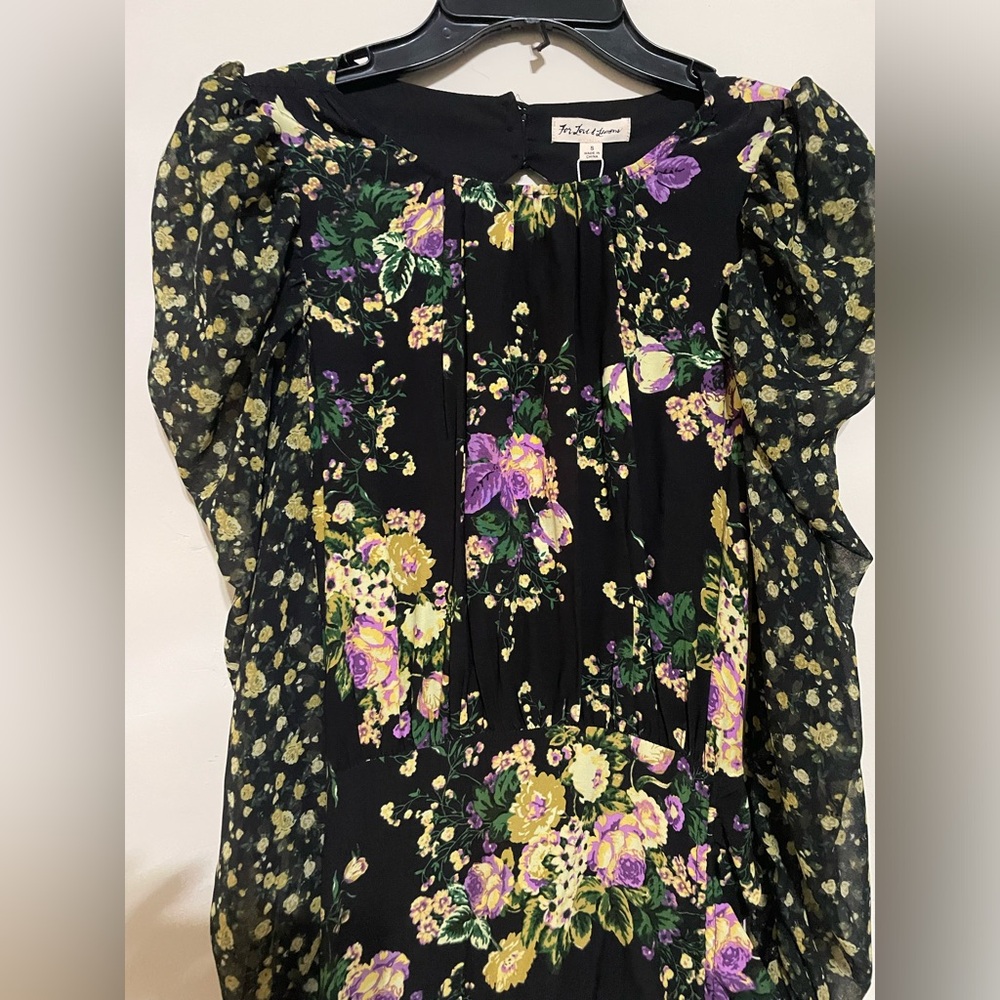 Floral Puff Sleeve Dress - Picture 4 of 7